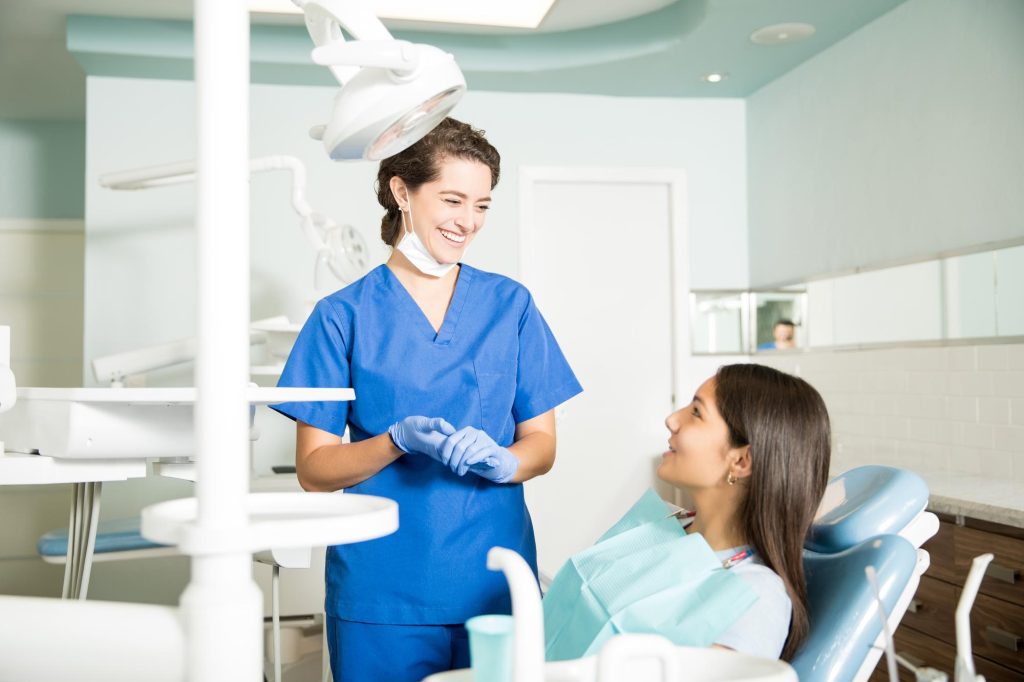 Affordable dentist in Mississauga at Eglinton Oak Dental